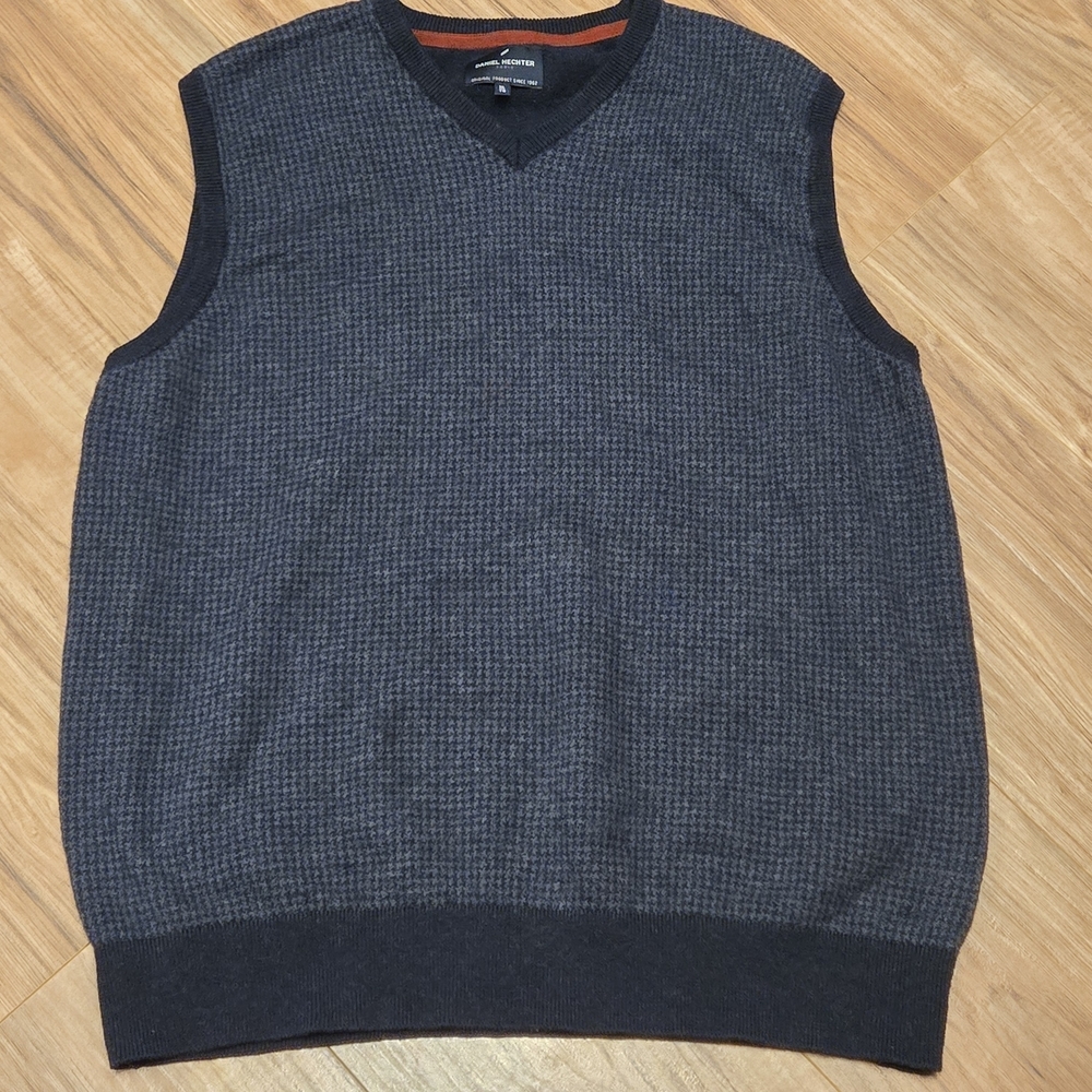 Daniel Hechter Men's Blue Check V-Neck Vest